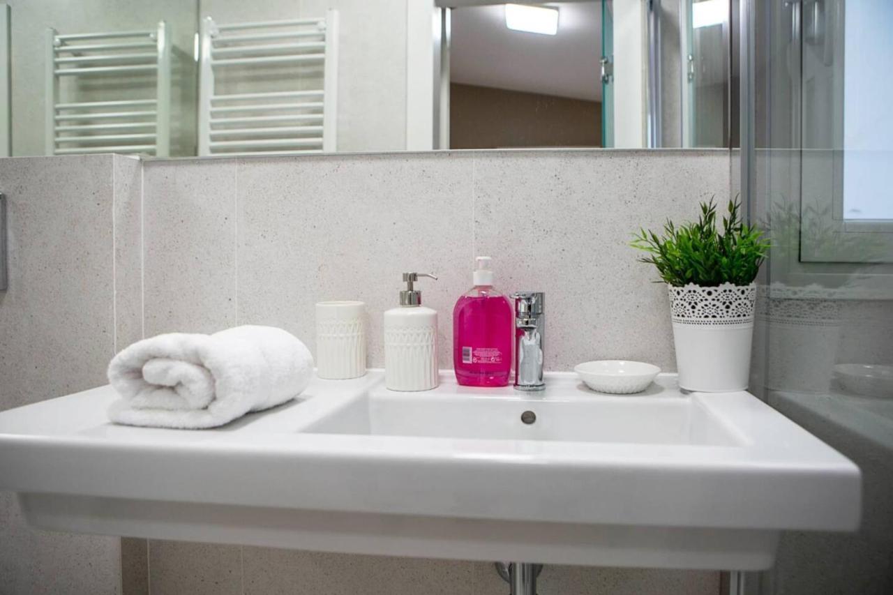 Cozy 2Bed2Bath&Patio W Bedbath In Mdrd'S Center Apartment Madrid Luaran gambar